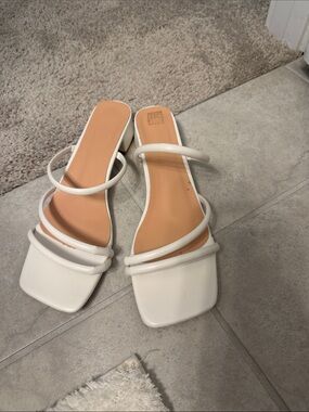 White Strappy Square-Toe Slide Heels - Women's